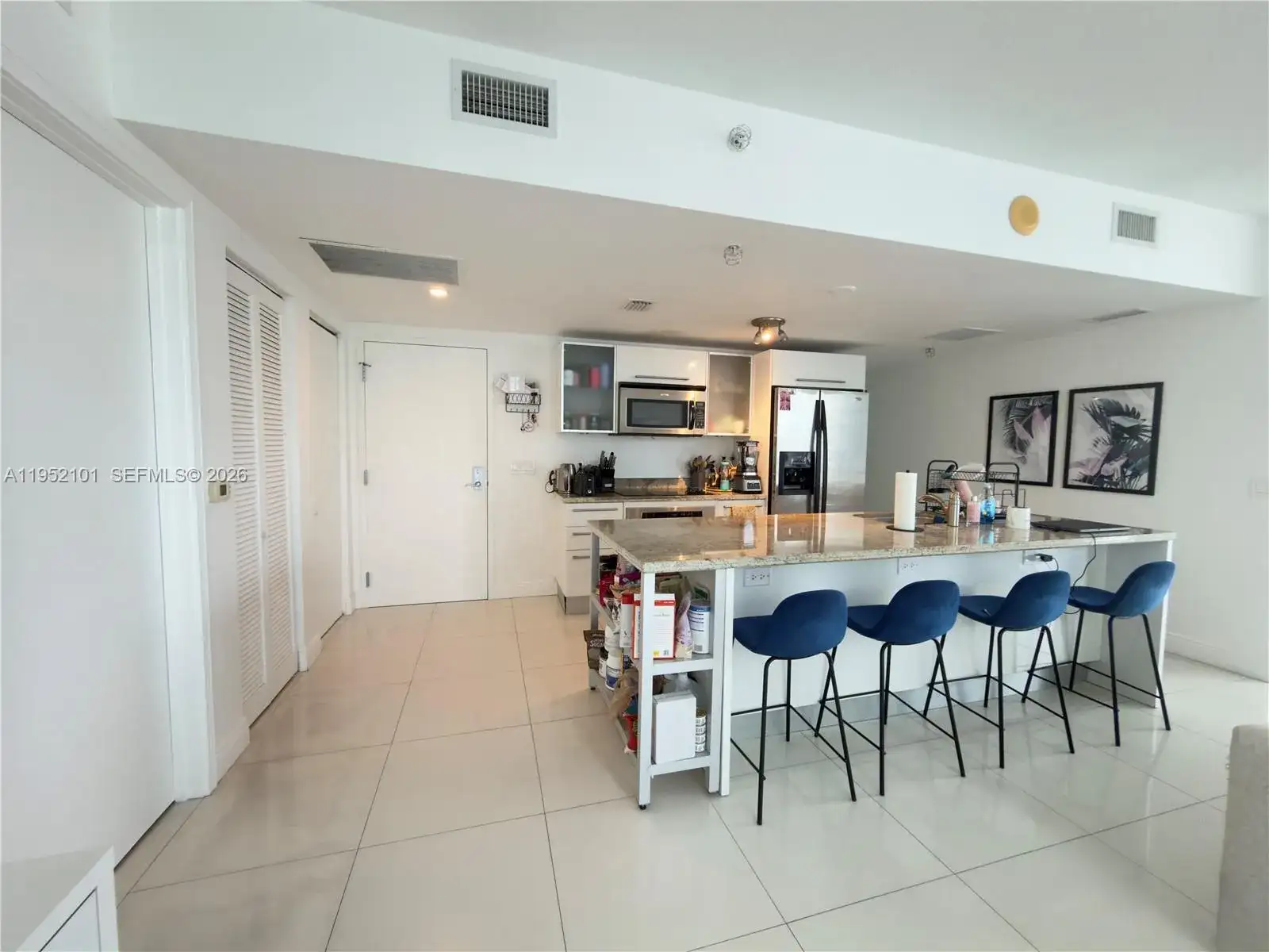 185 SW 7th St # 2711, Miami FL 33130 photo 5