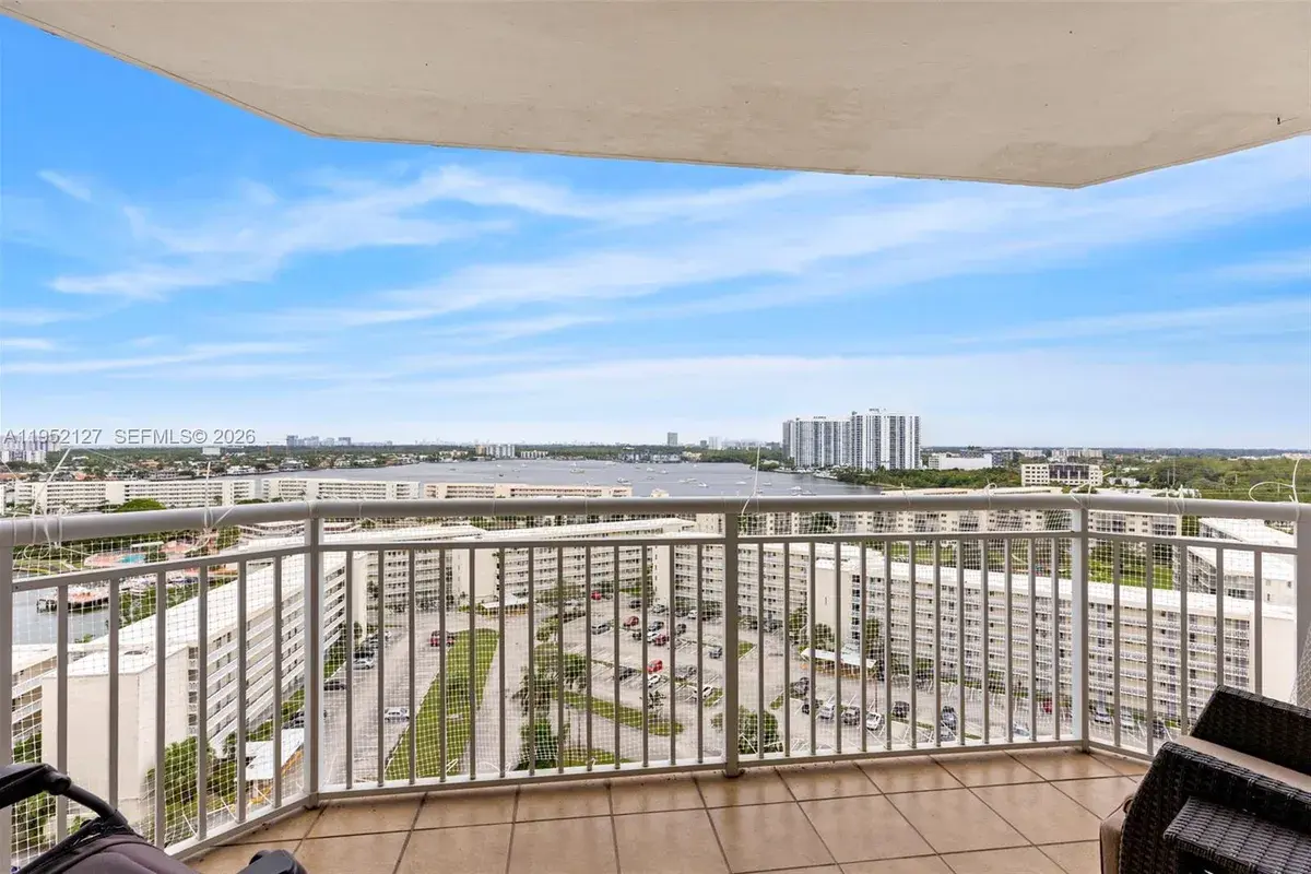 18031 Biscayne Blvd # 1604, Aventura FL 33160