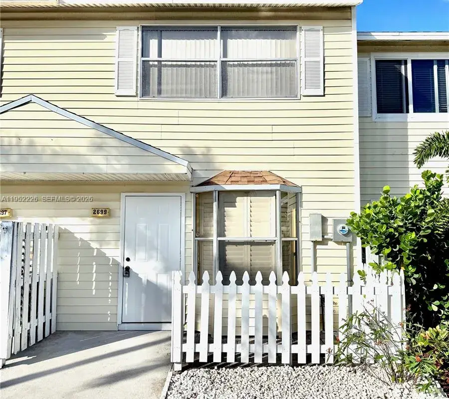 2699 NE 15th St, Pompano Beach FL 33062