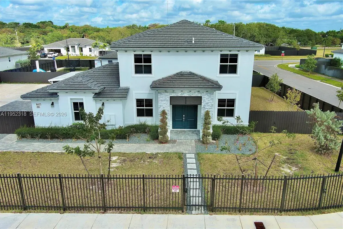 16925 SW 289th Ter, Homestead FL 33030