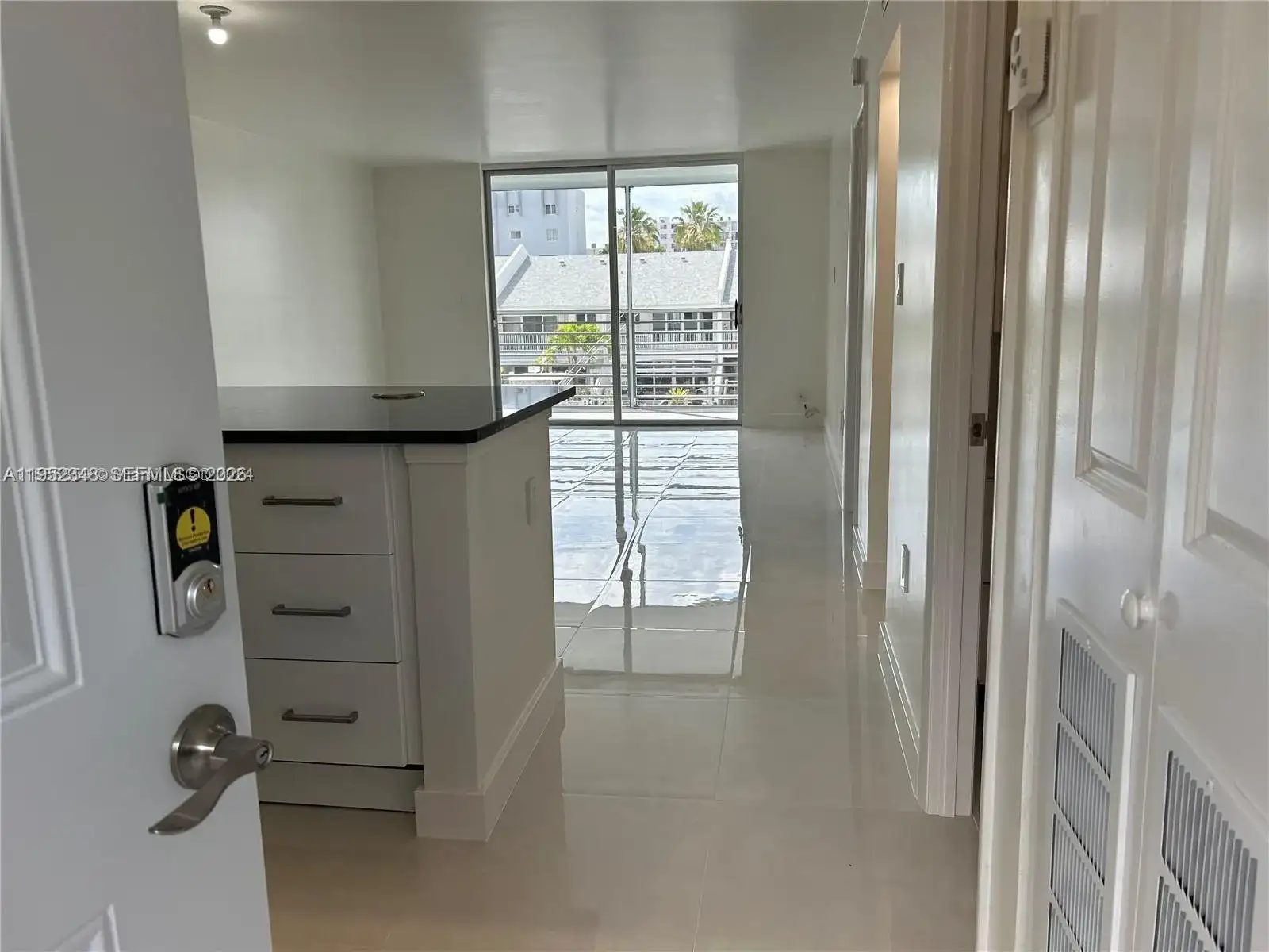 3550 NE 169th St # 304, North Miami Beach FL 33160 photo 4