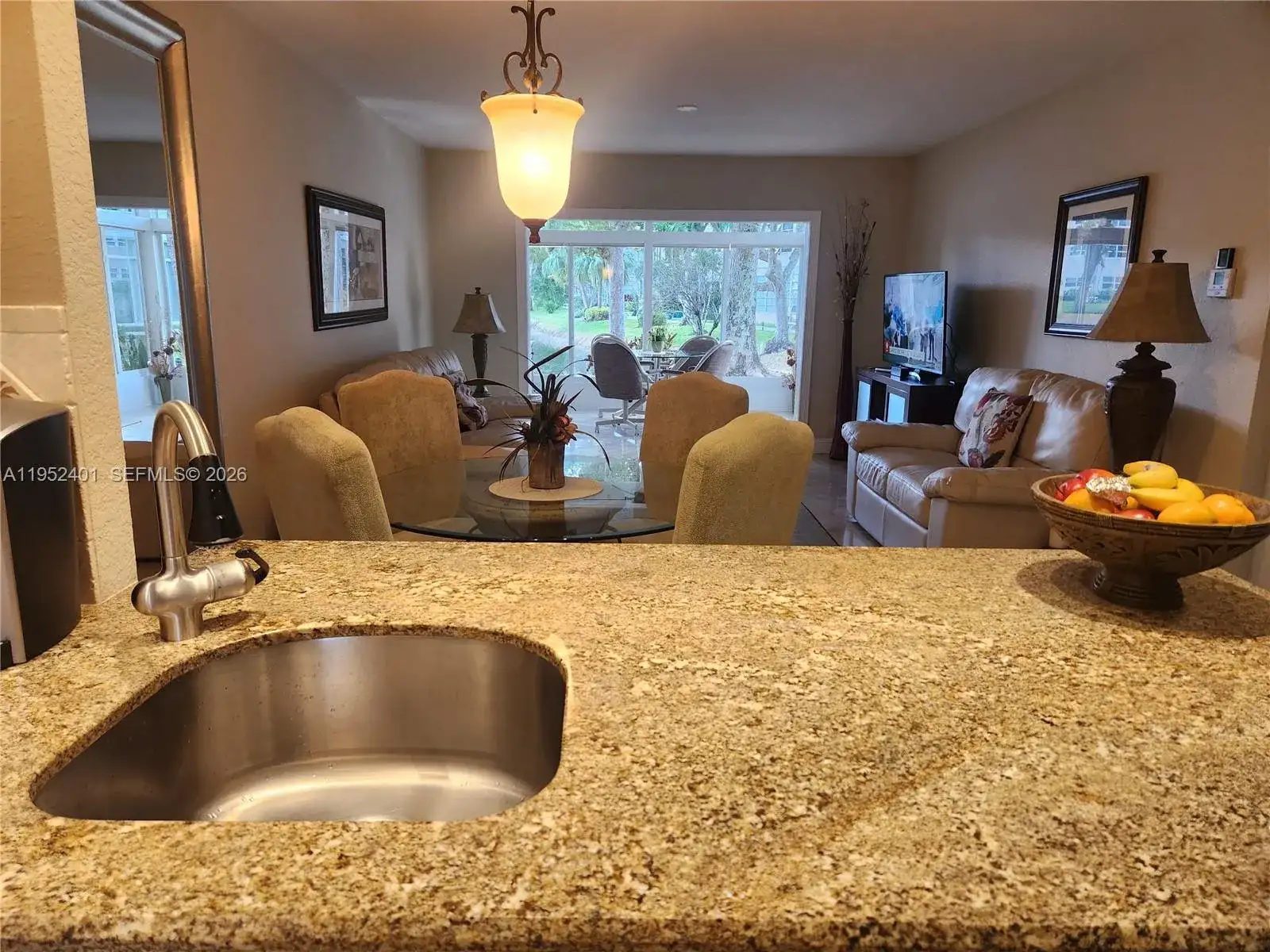 5100 NW 35th St # 101, Lauderdale Lakes FL 33319 photo 2