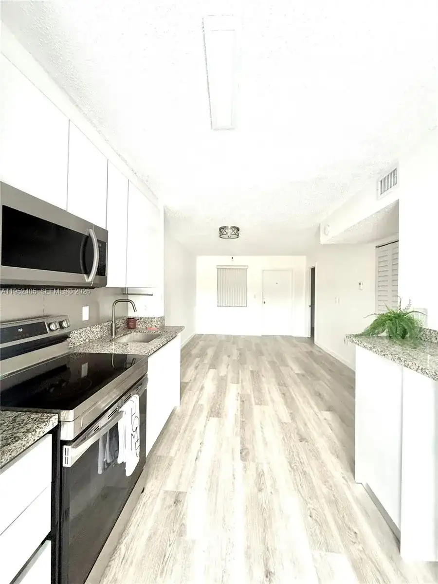 2575 SW 27th Ave # 210, Miami FL 33133 photo 5
