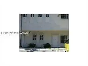 3926 SW 52nd Ave # E5, Pembroke Park FL 33023 photo 2