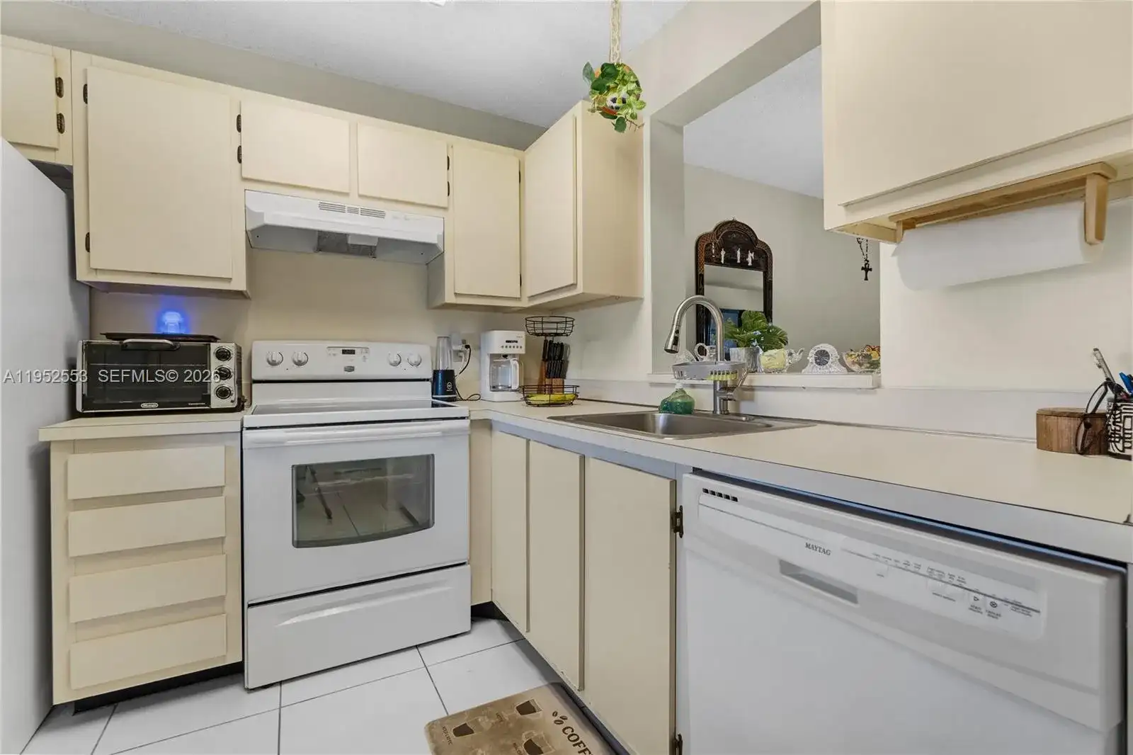 7740 NW 50th St # 408, Lauderhill FL 33351 photo 5
