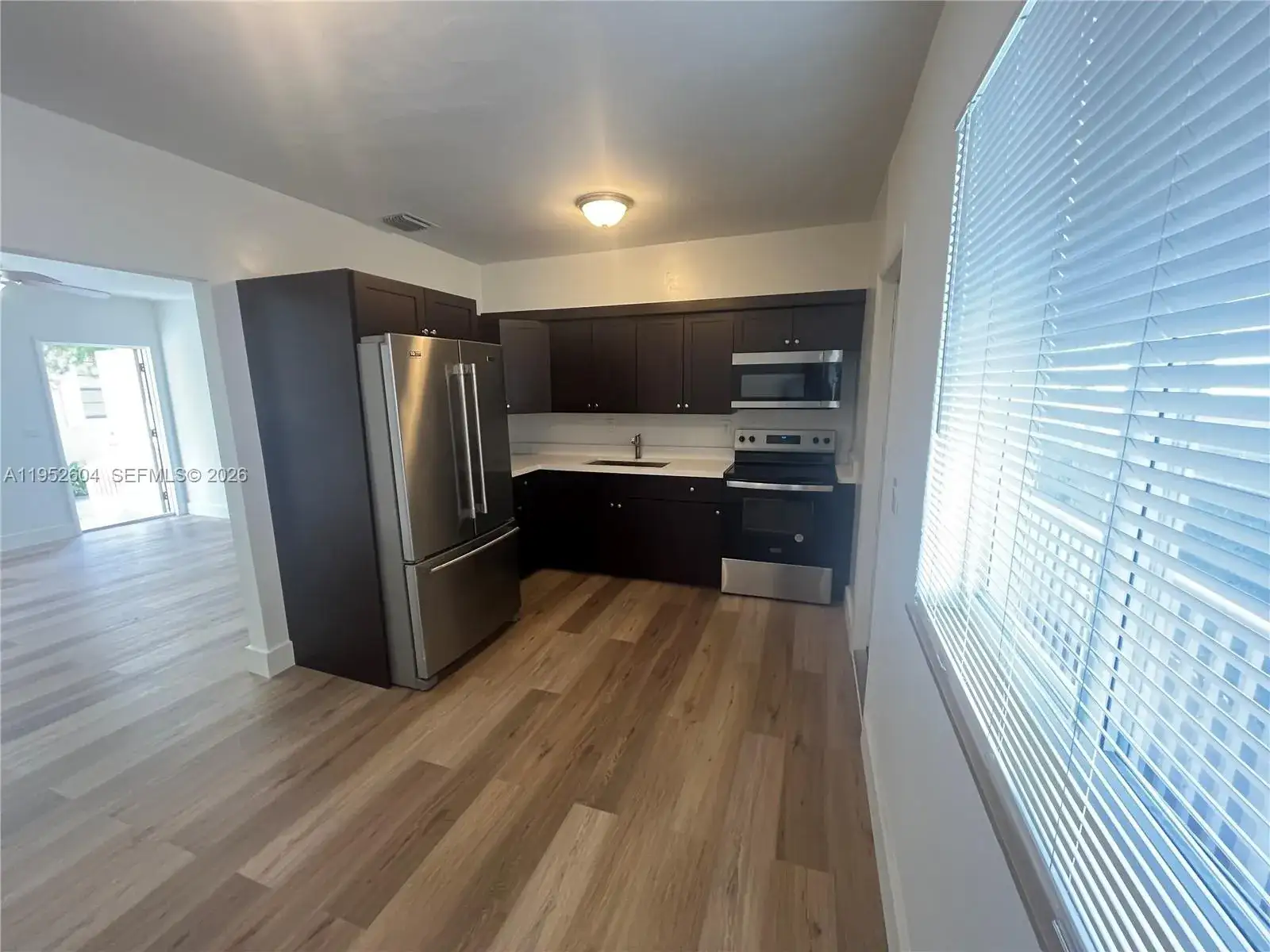 3330 NW 4th St, Miami FL 33125 photo 4