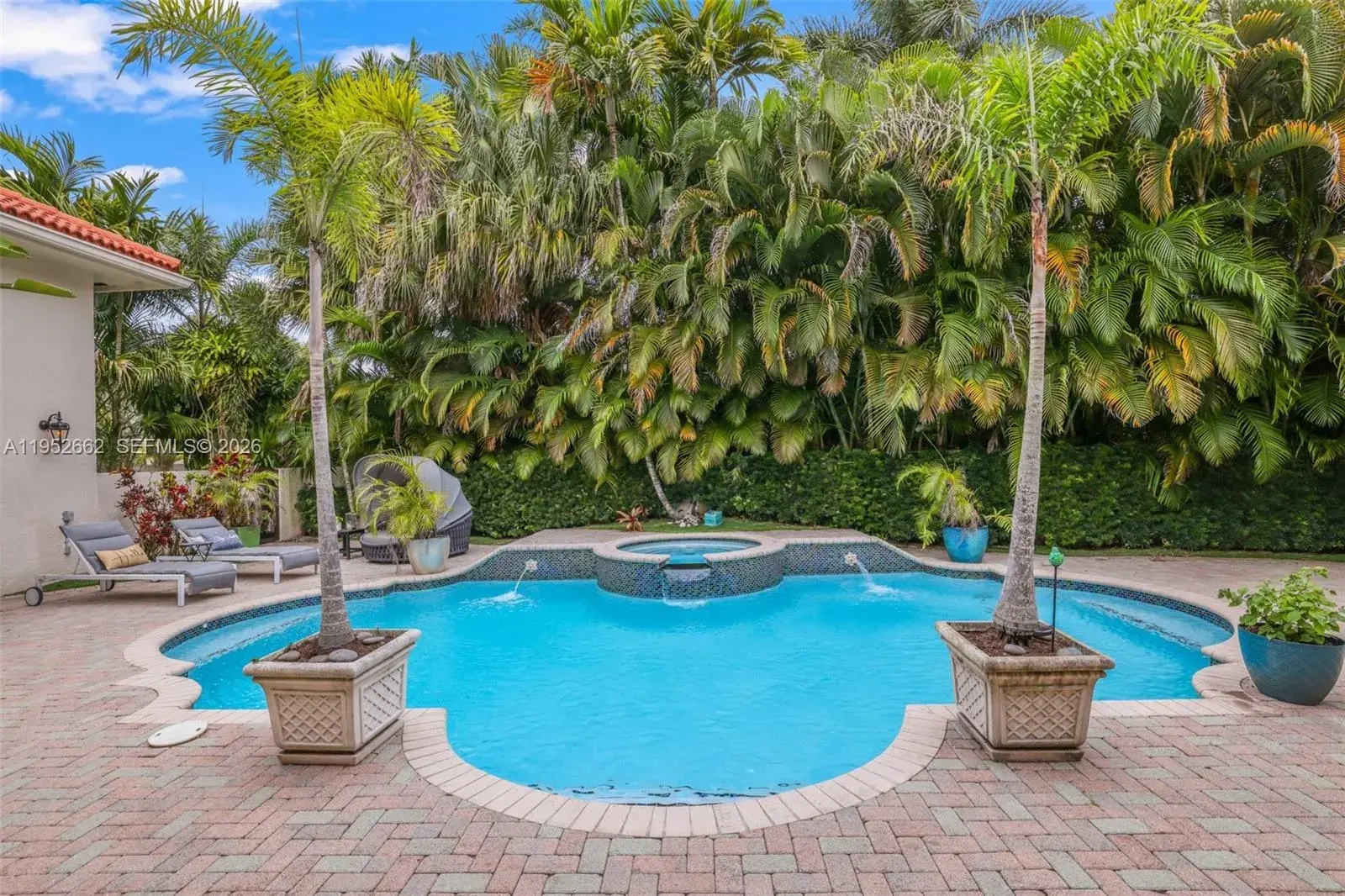10502 Kestrel St, Plantation FL 33324