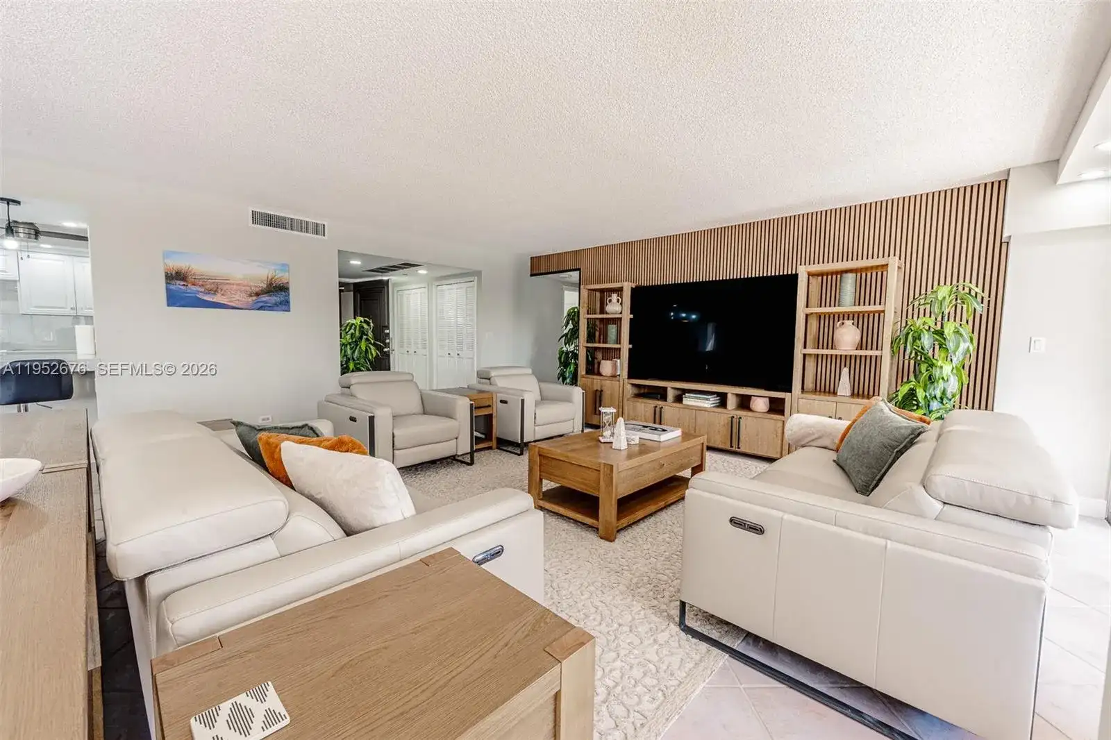 1800 NE 114th St # 909, Miami FL 33181 photo 4