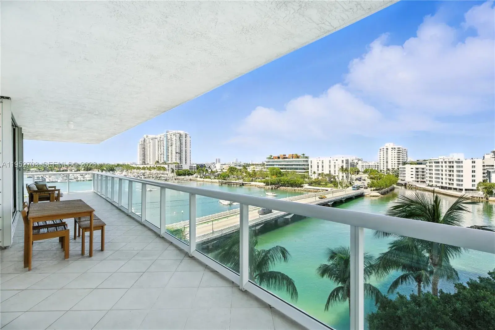 10 Venetian Way # 604, Miami Beach FL 33139