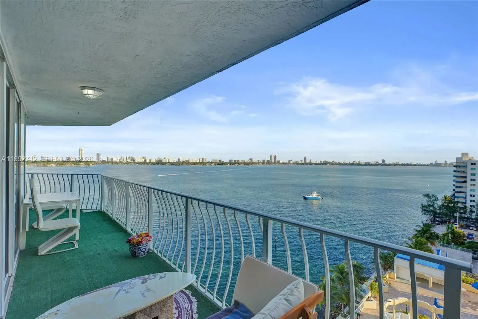 7601 E Treasure Dr # 1120, North Bay Village FL 33141 photo 2
