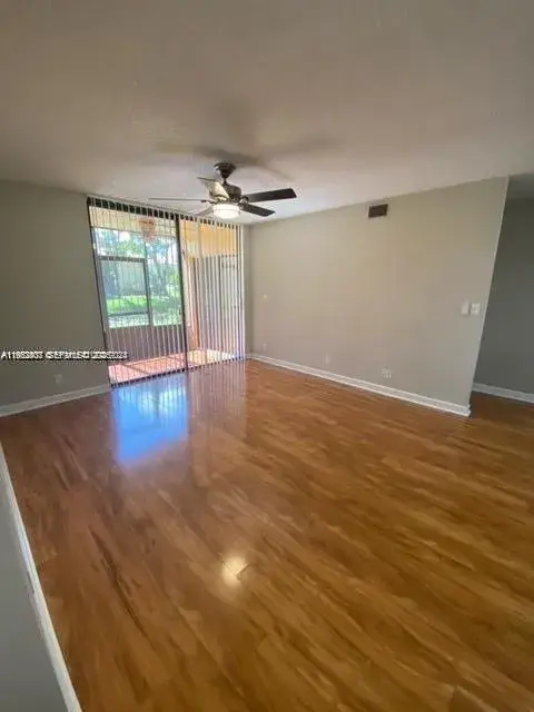 5841 Riverside Dr, Coral Springs FL 33067