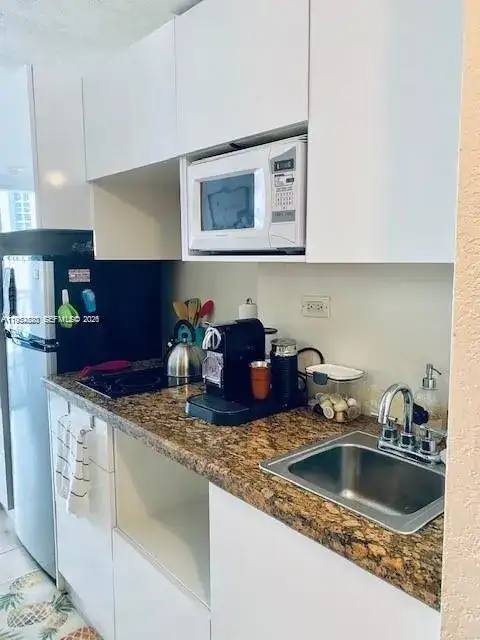 19201 Collins Ave # 1102, Sunny Isles Beach FL 33160 photo 2