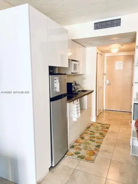 19201 Collins Ave # 1102, Sunny Isles Beach FL 33160 photo 3