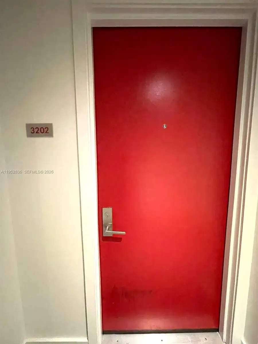 1600 NE 1st Ave # 3202, Miami FL 33132 photo 2