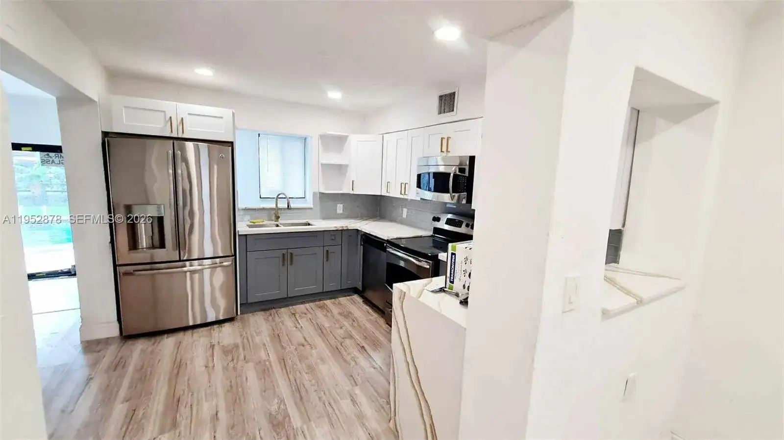 12040 N Miami Ave, North Miami FL 33168 photo 5