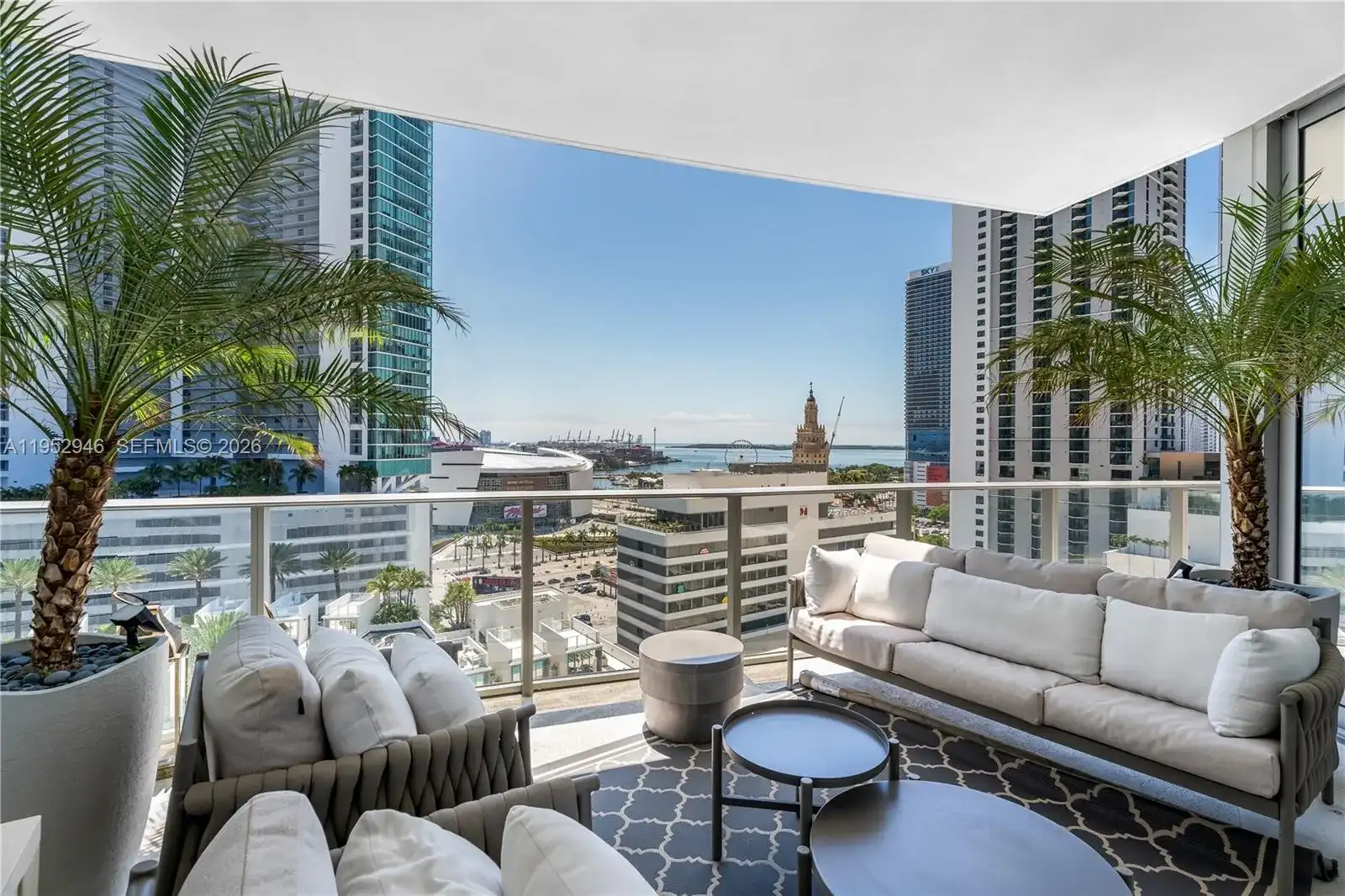 851 NE 1st Avenue # 1409, Miami FL 33132