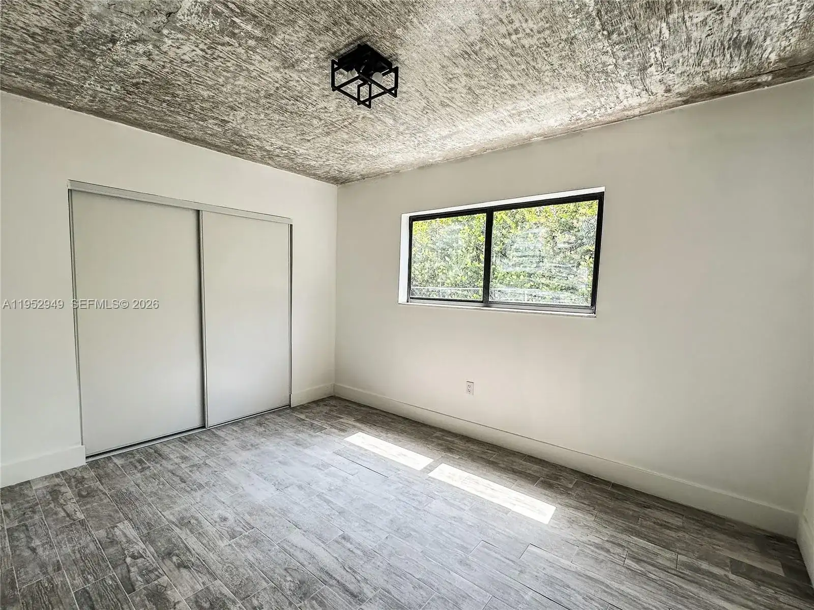 190 NW 69th St # 3, Miami FL 33150 photo 4