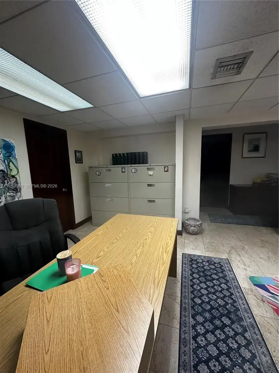 1105 SW 87th Ave, Miami FL 33174 photo 4