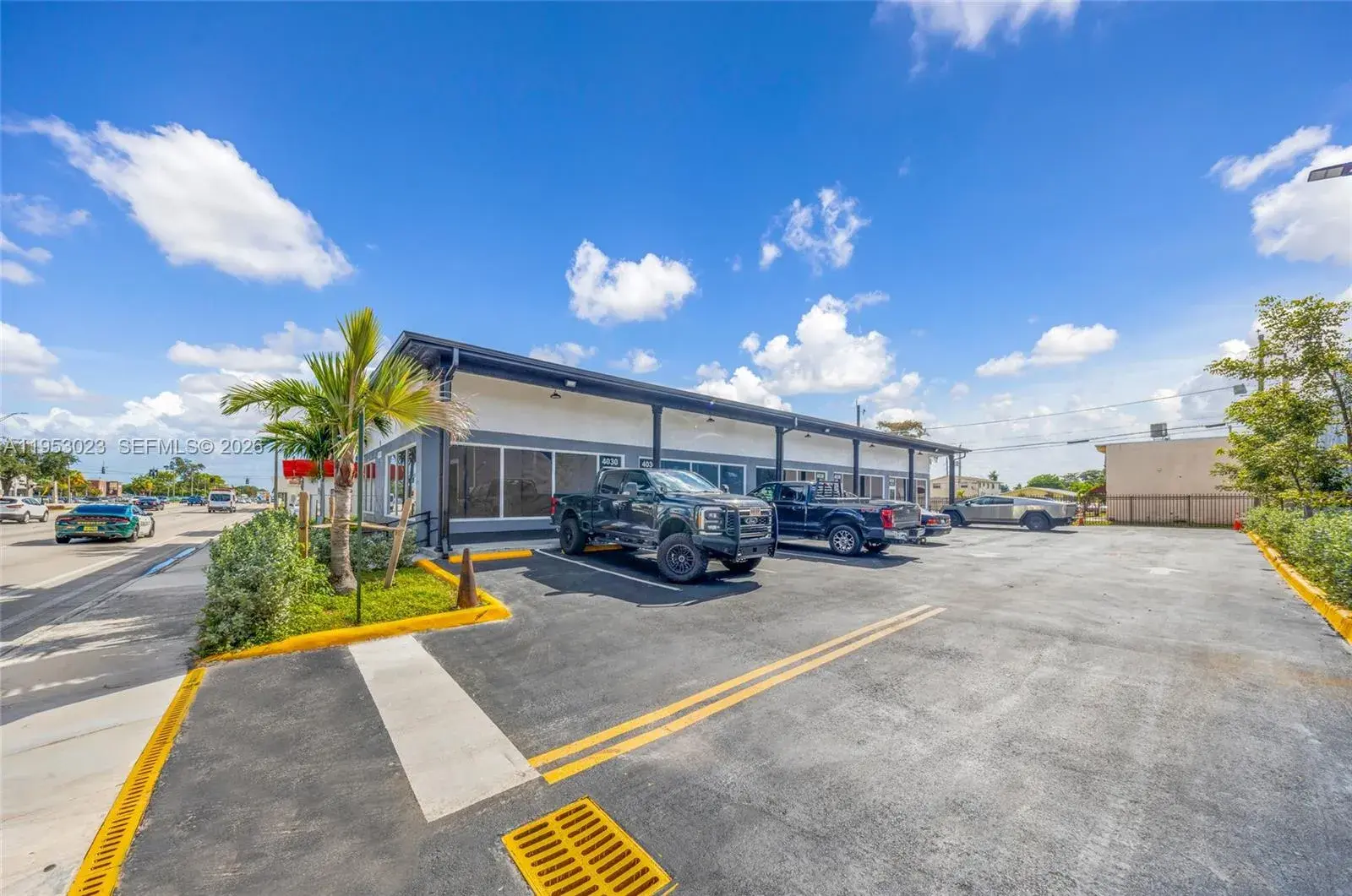 4030 Pembroke Rd, Hollywood FL 33021