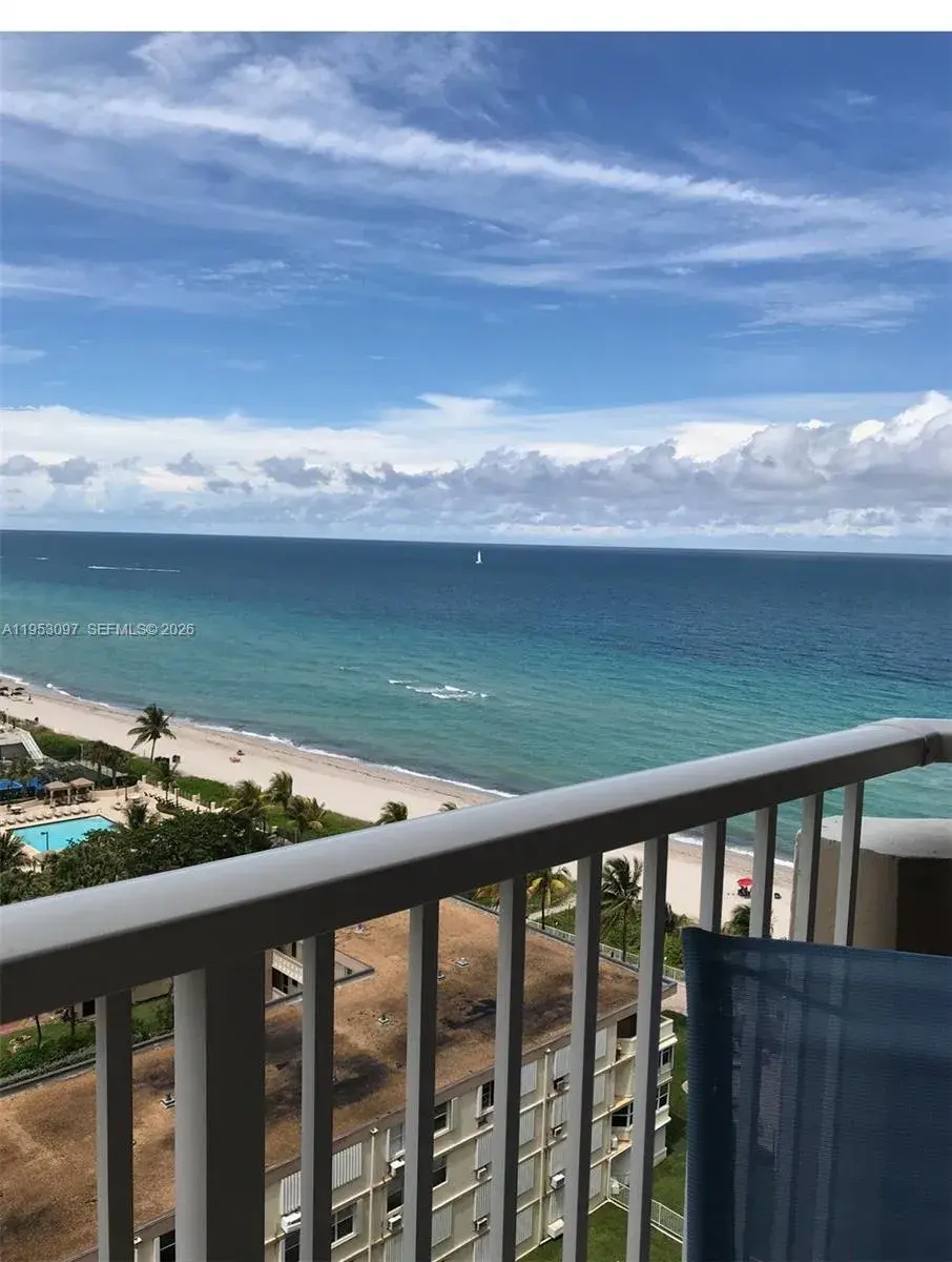 1950 S Ocean Dr # 14b, Aventura FL 33009