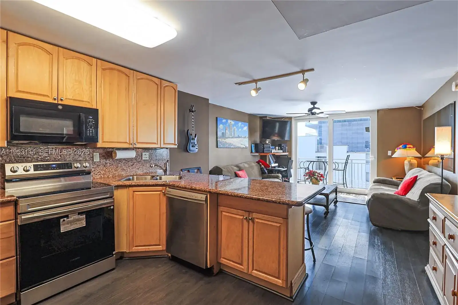345 Ocean Dr # 714, Miami Beach FL 33139 photo 4