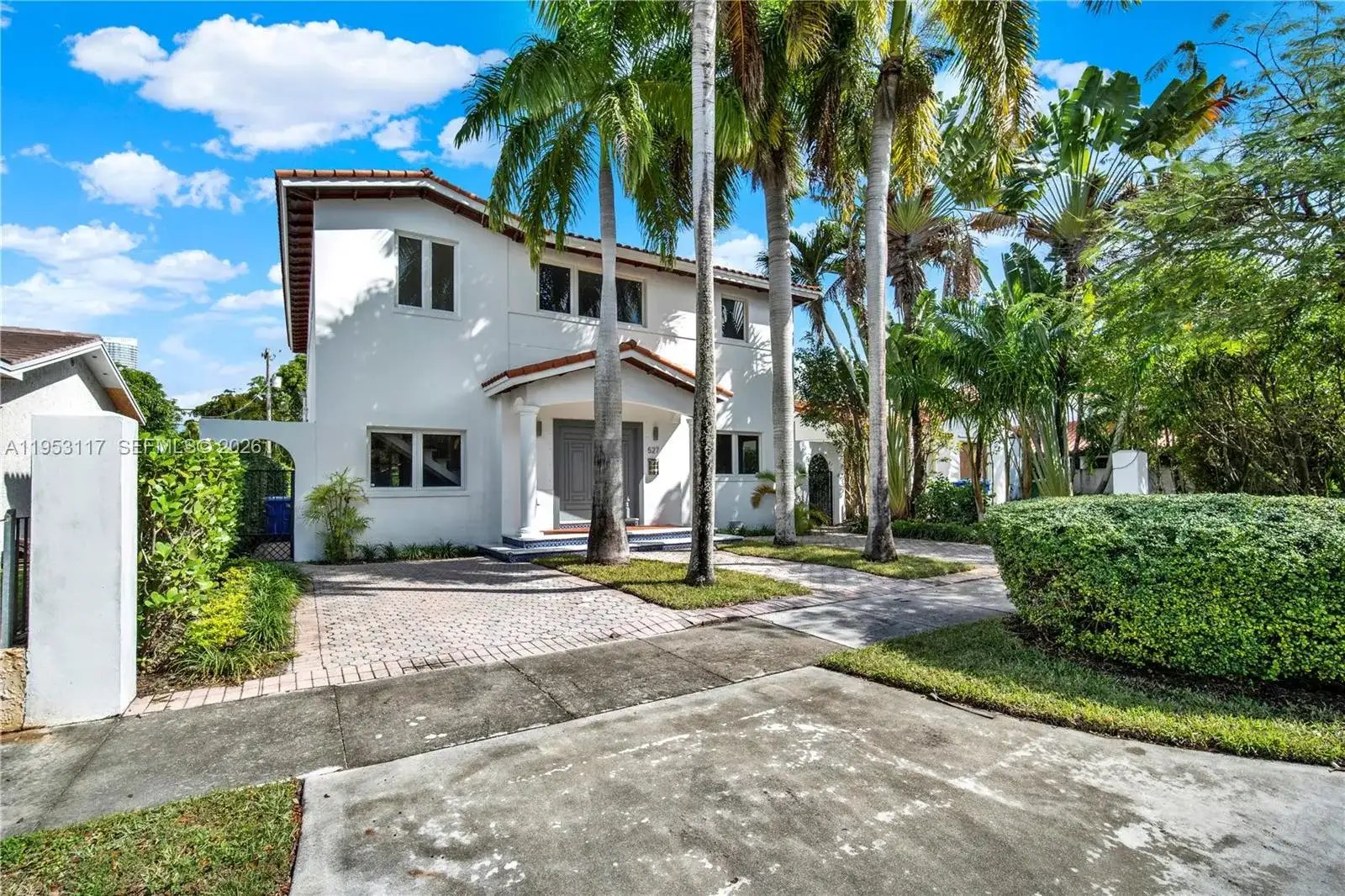 527 SW 20th Rd, Miami FL 33129 photo 2