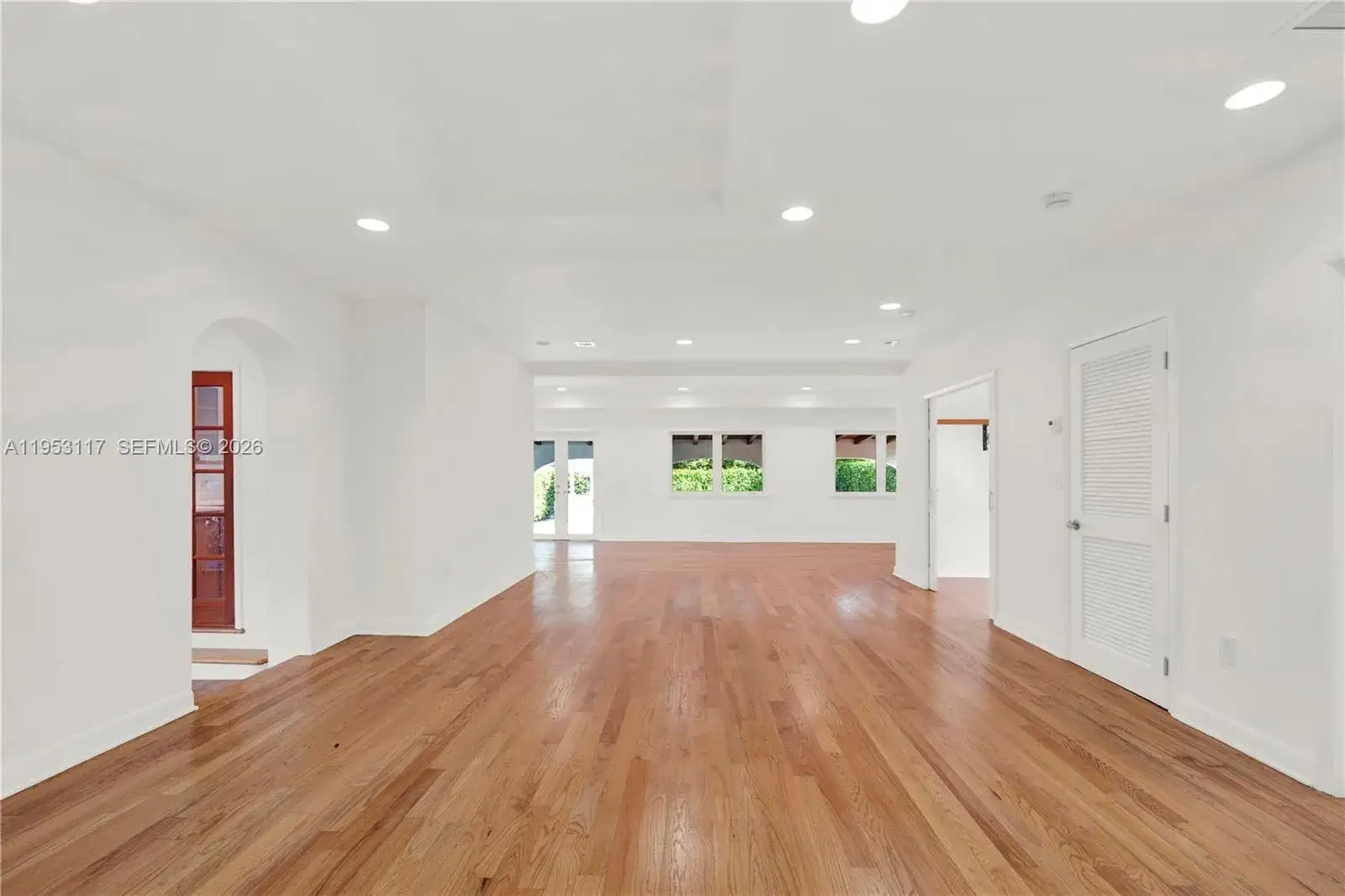 527 SW 20th Rd, Miami FL 33129 photo 5