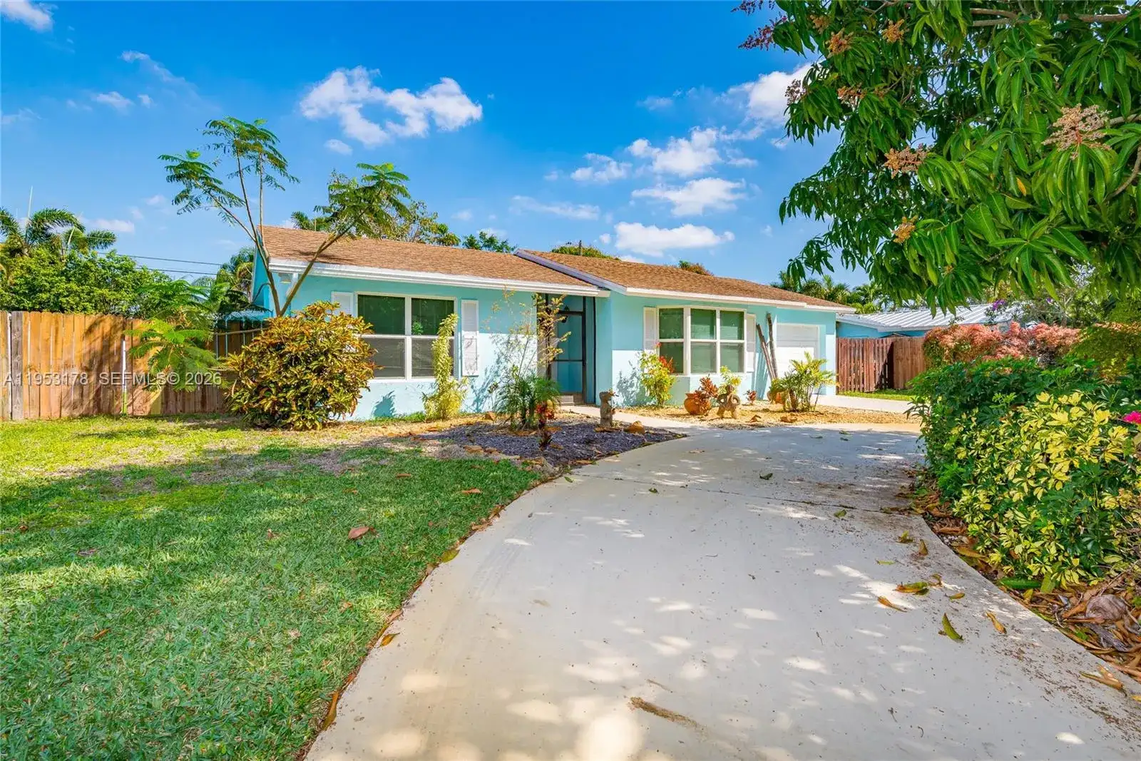 505 Heron Dr # 505, Delray Beach FL 33444 photo 2