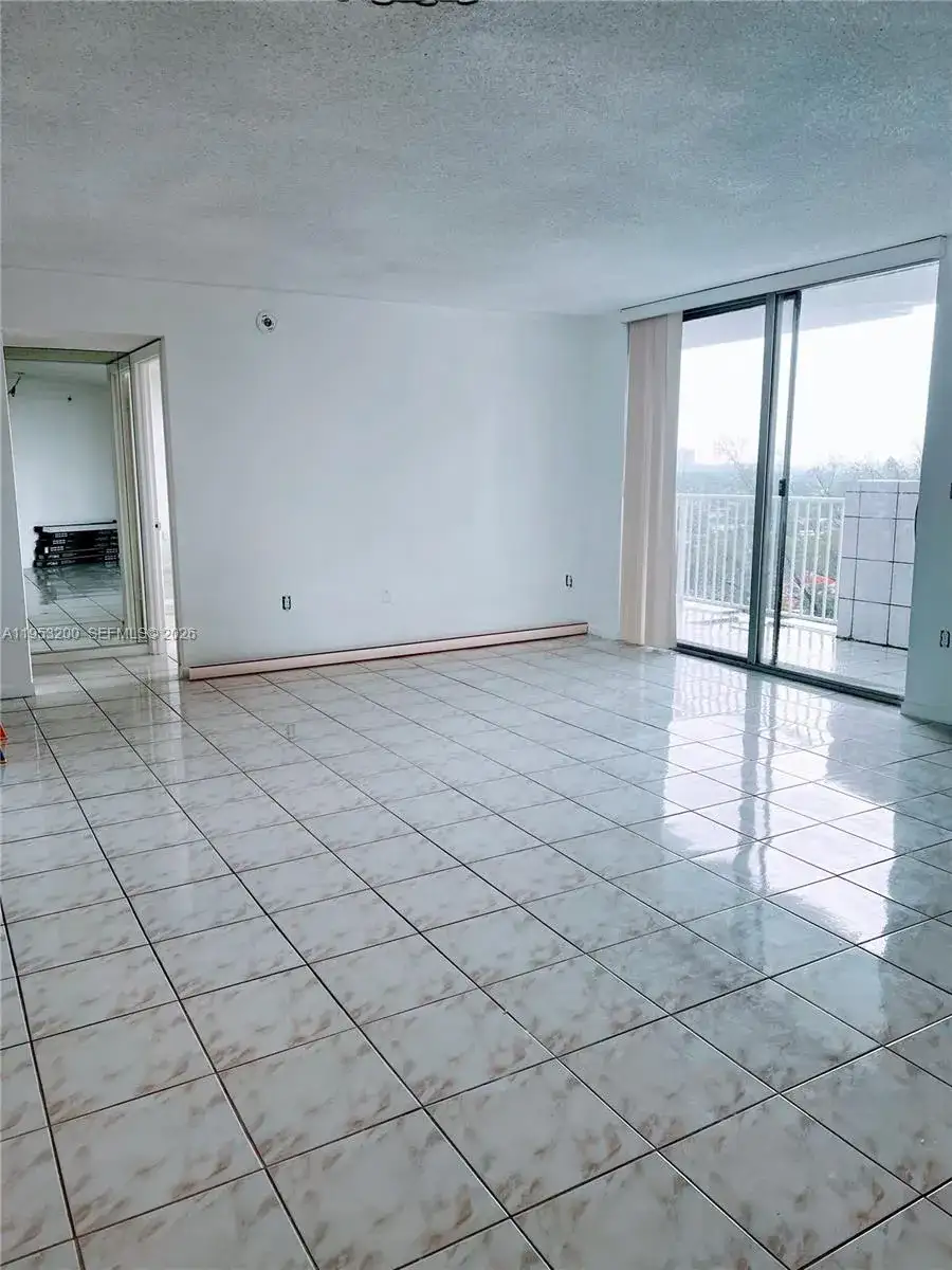 1300 NE Miami Gardens Dr # 1001E, Miami FL 33179 photo 5