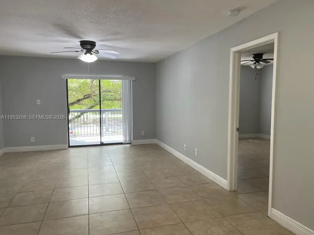 11277 W Atlantic Blvd # 205, Coral Springs FL 33071