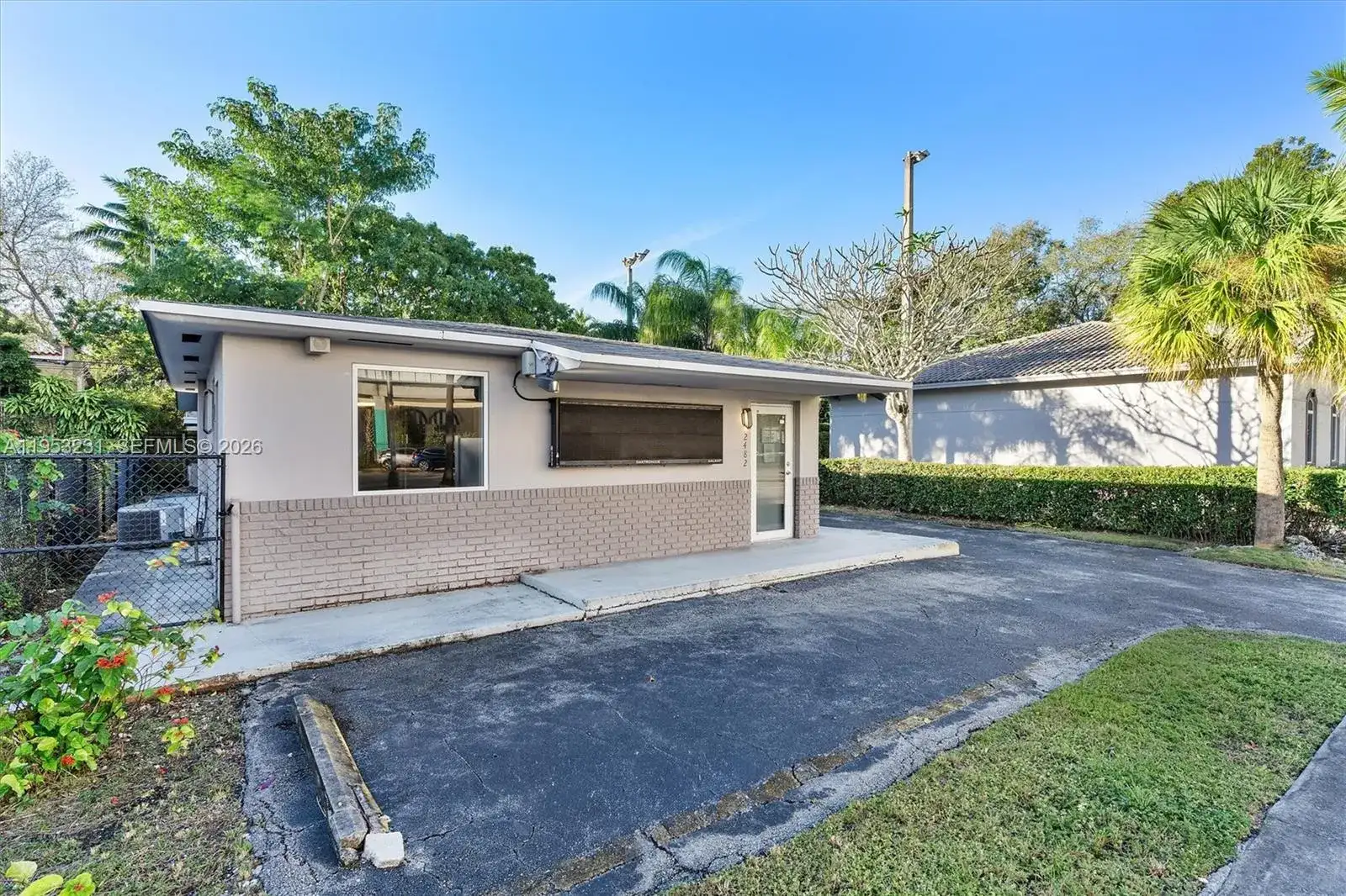 2482 SW Secoffee Ter, Miami FL 33133 photo 4