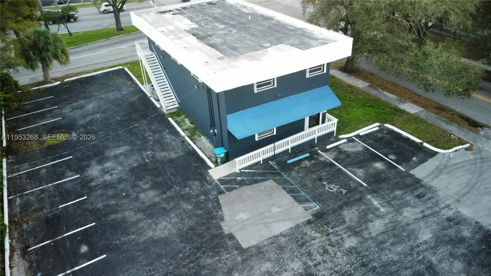 2555 Polk St, Hollywood FL 33020 photo 5