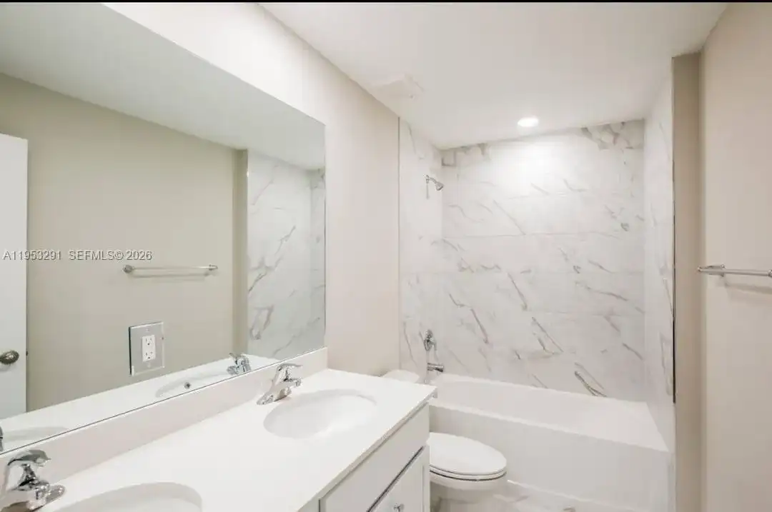 1702 SW Airoso Blvd, Saint Lucie West FL 34984