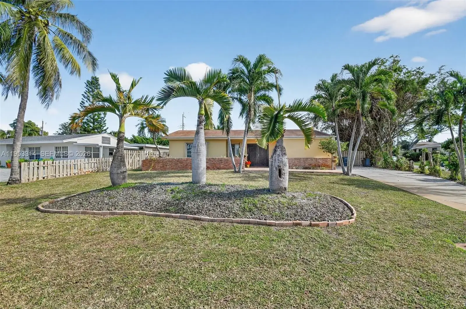 1712 High Ridge Rd, Lake Worth FL 33461 photo 2