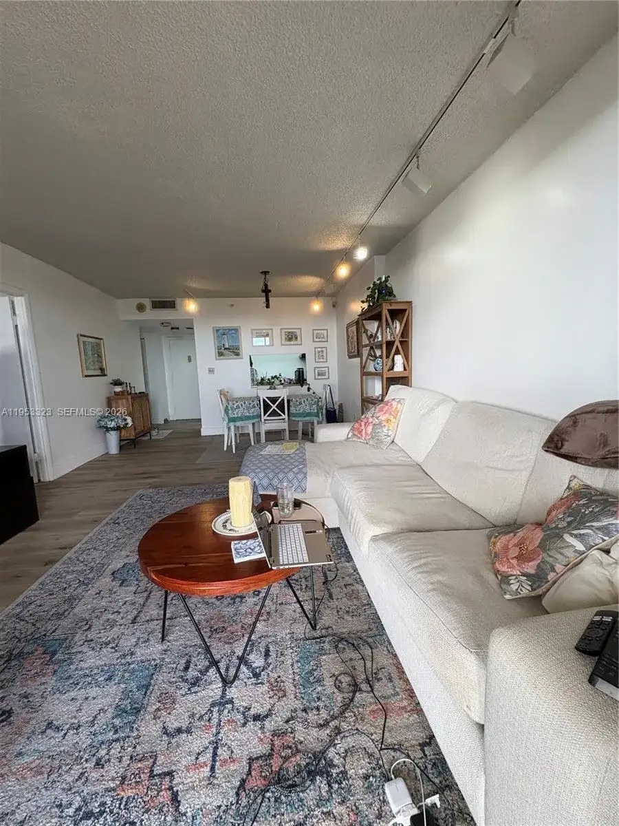 1470 NE 123rd St # A1011, North Miami FL 33161 photo 3