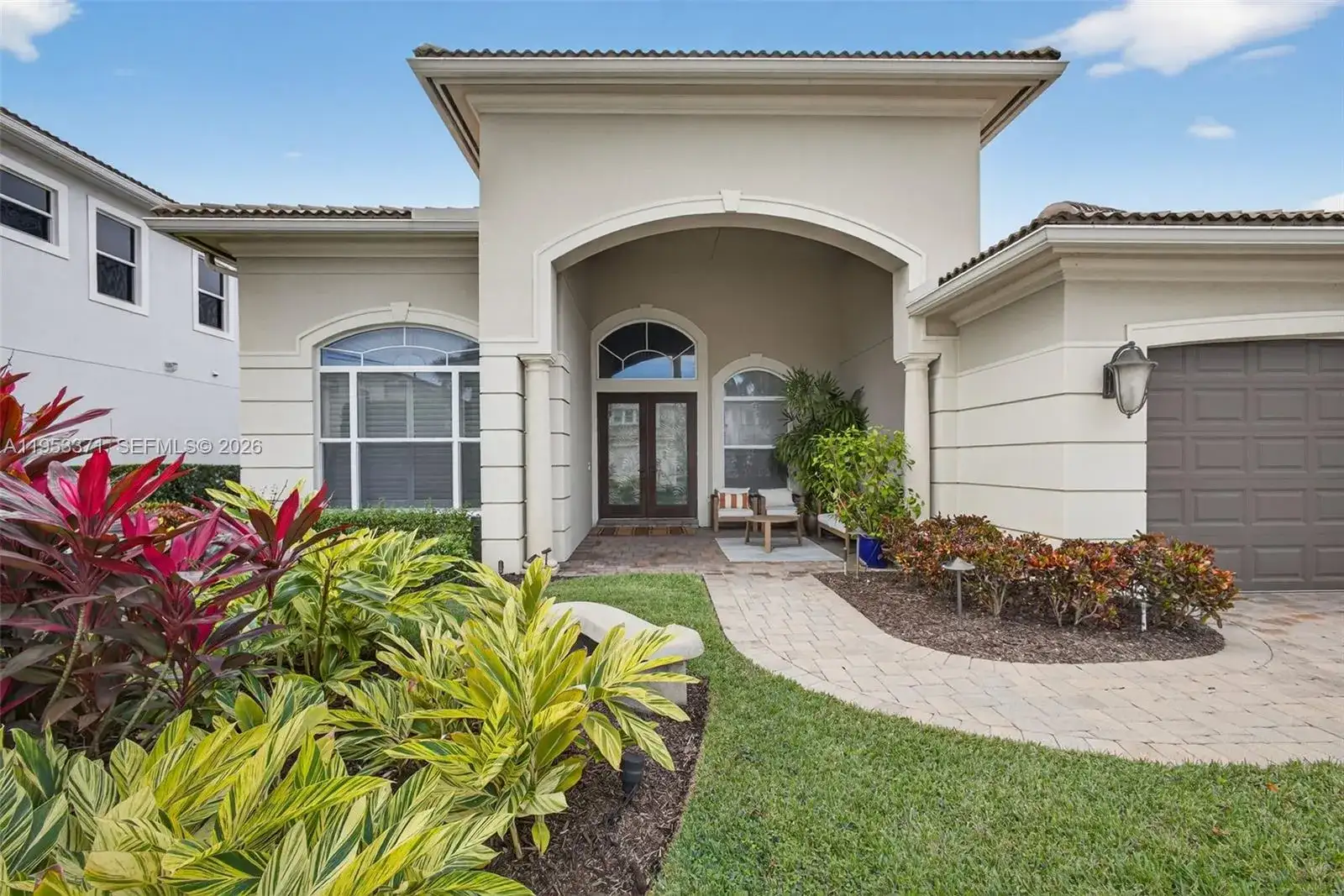 307 Charroux Dr, Palm Beach Gardens FL 33410 photo 2