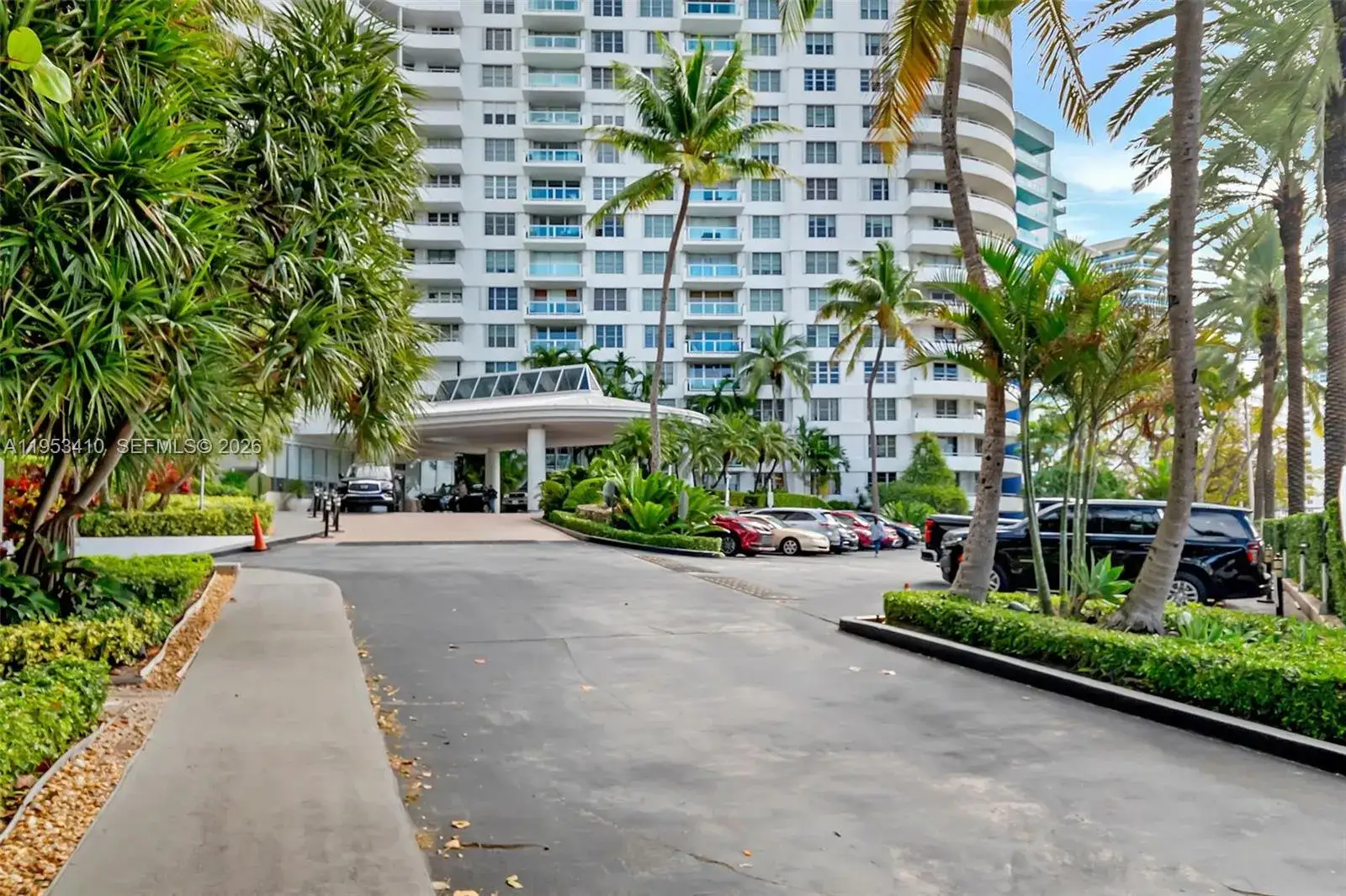 2 bedroom 2 bath Residential for sale at 5151 Collins Ave # 729, Miami Beach FL 33140