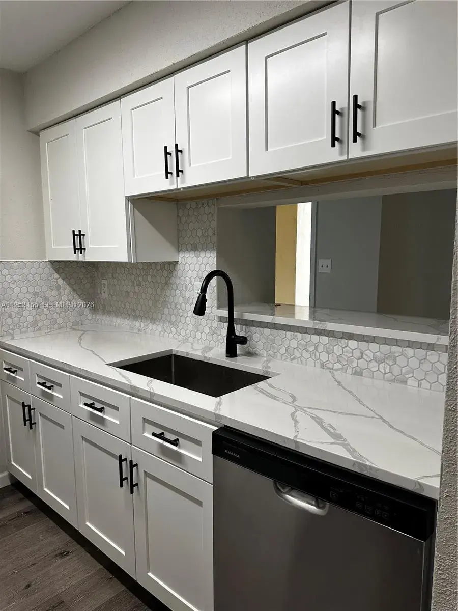 833 Riverside Dr # 831, Coral Springs FL 33071