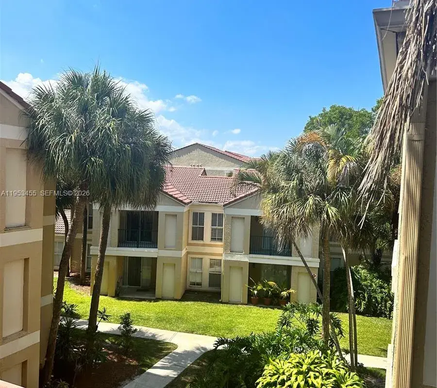 833 Riverside Dr # 831, Coral Springs FL 33071