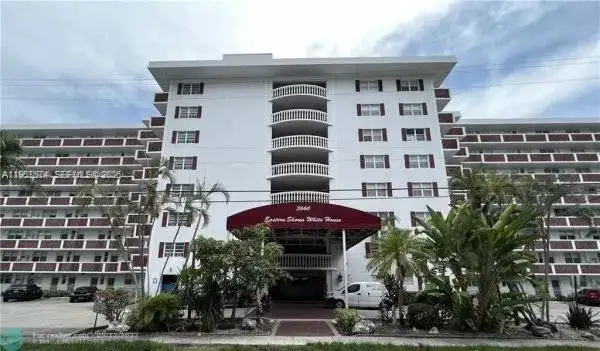 3660 NE 166TH ST # 609, North Miami Beach FL 33160 photo 2