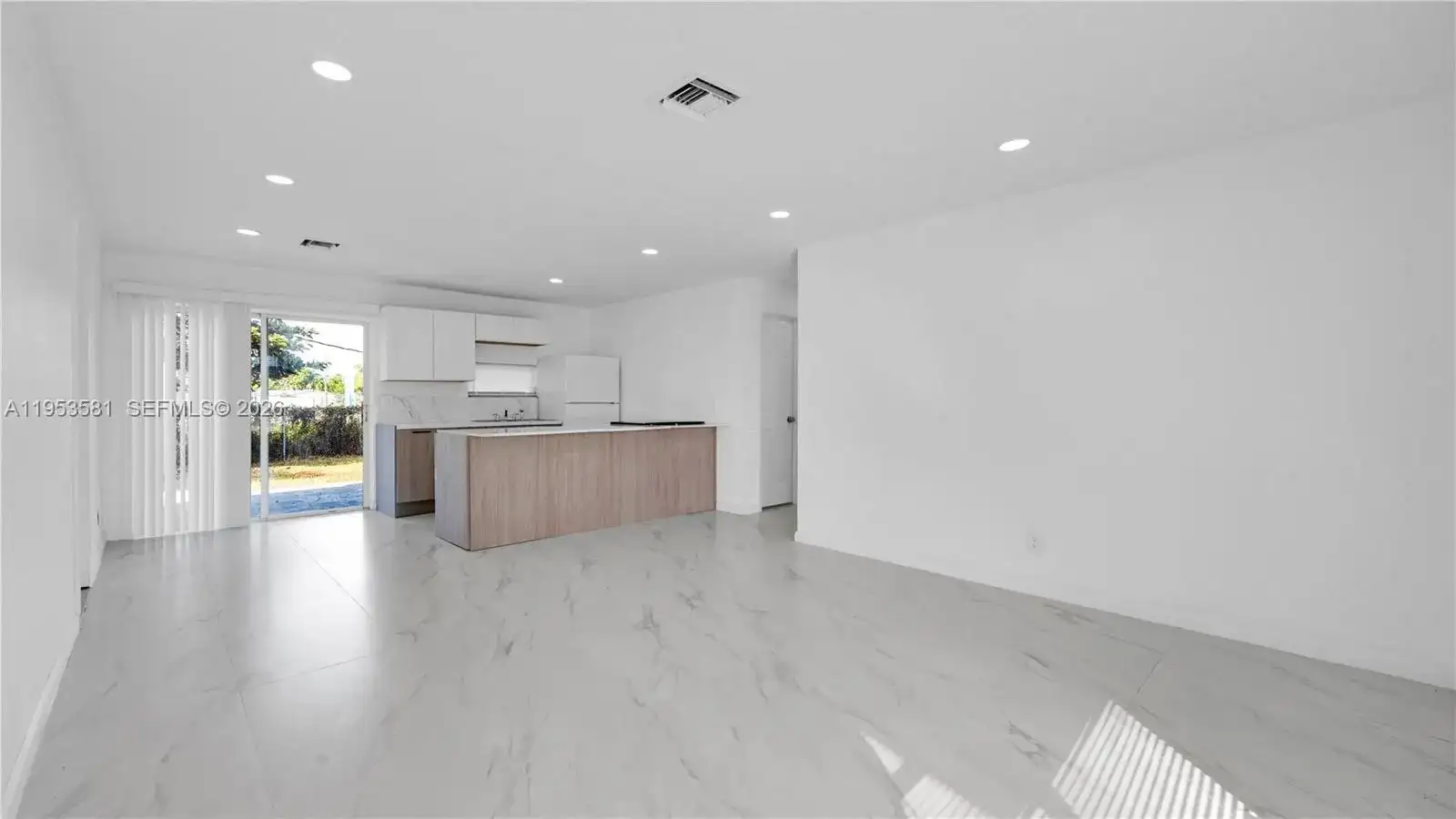 4285 SW 48th Ct, Dania Beach FL 33314 photo 2