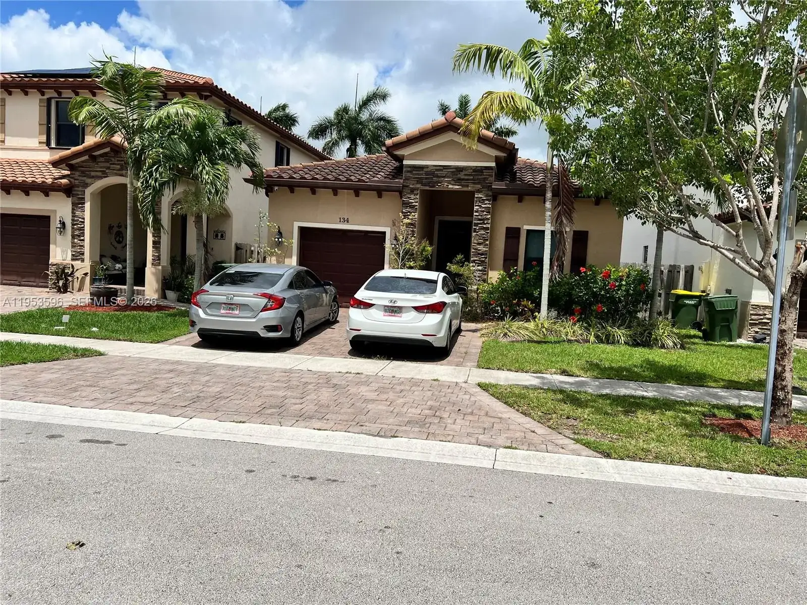 134 NE 23rd Ter, Homestead FL 33033 photo 2