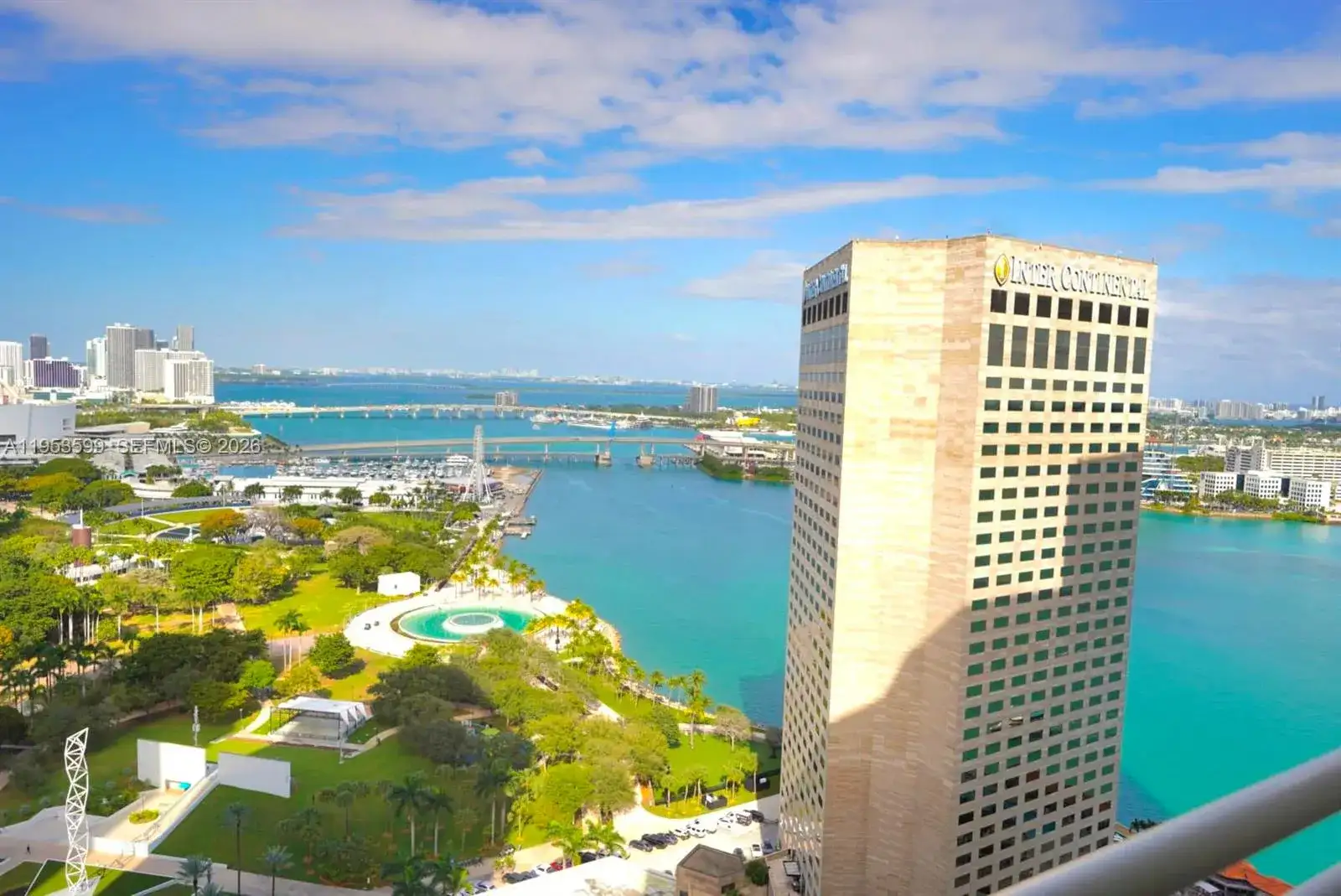 325 S Biscayne Blvd # 3314, Miami FL 33131 photo 4