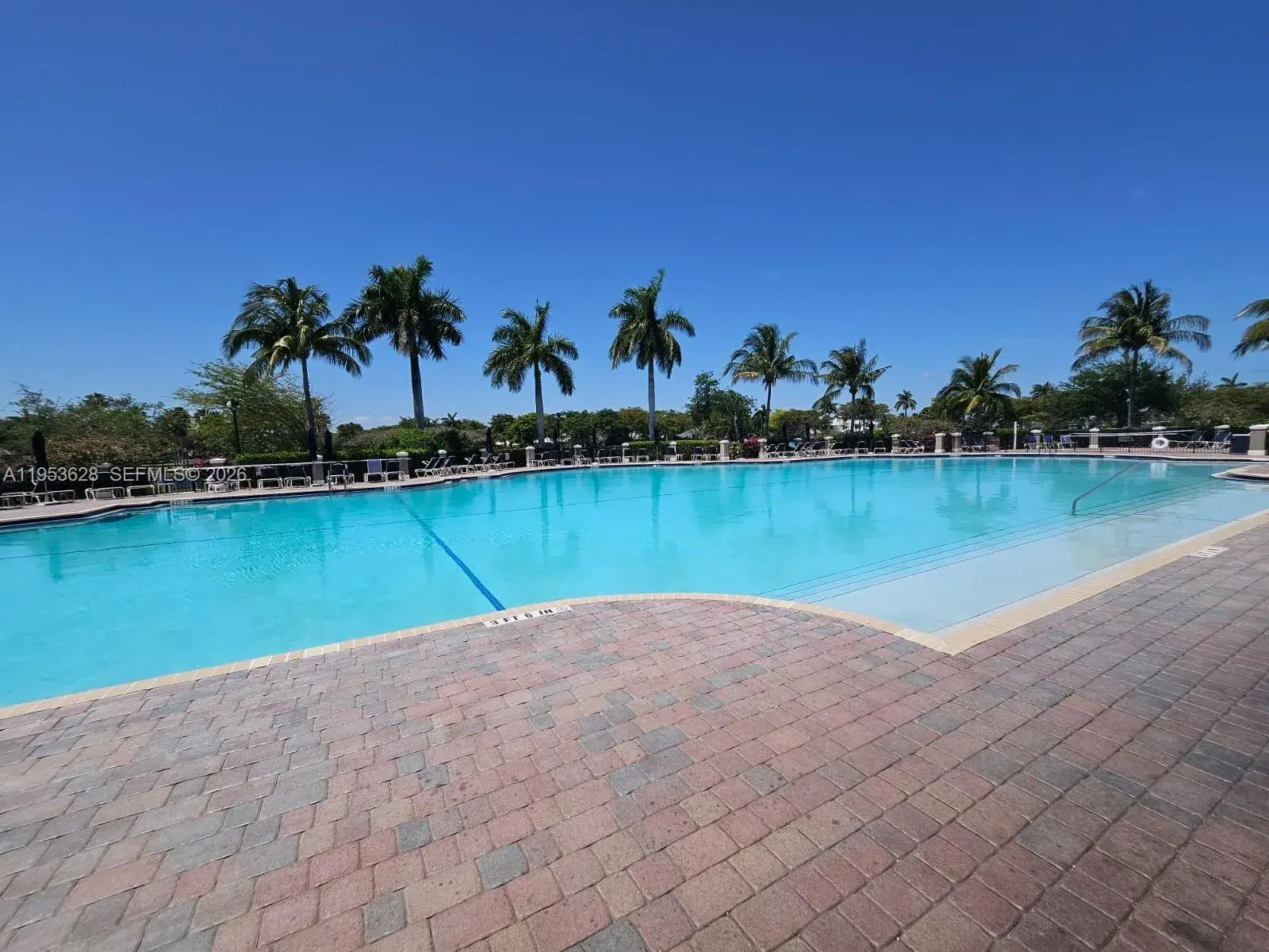 22526 SW 89th Pl, Cutler Bay FL 33190