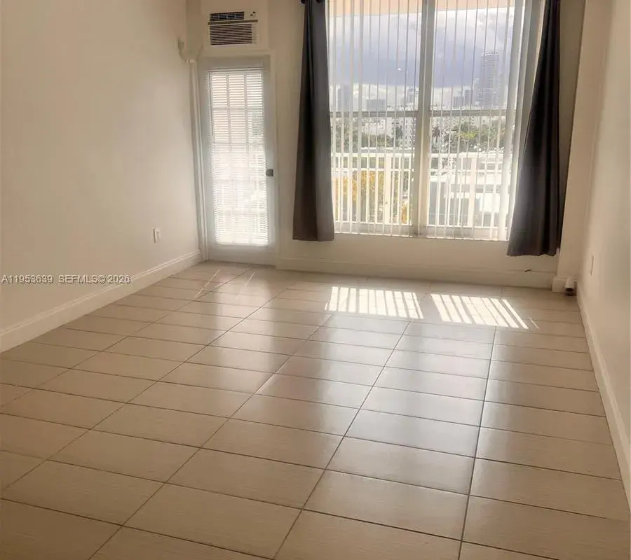 1300 Lincoln Rd # B902, Miami Beach FL 33139