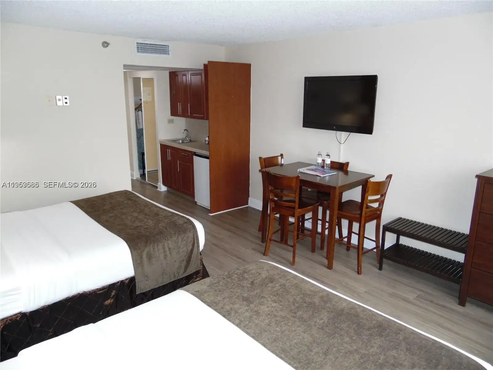 19201 Collins Ave # 243, Sunny Isles Beach FL 33160 photo 3