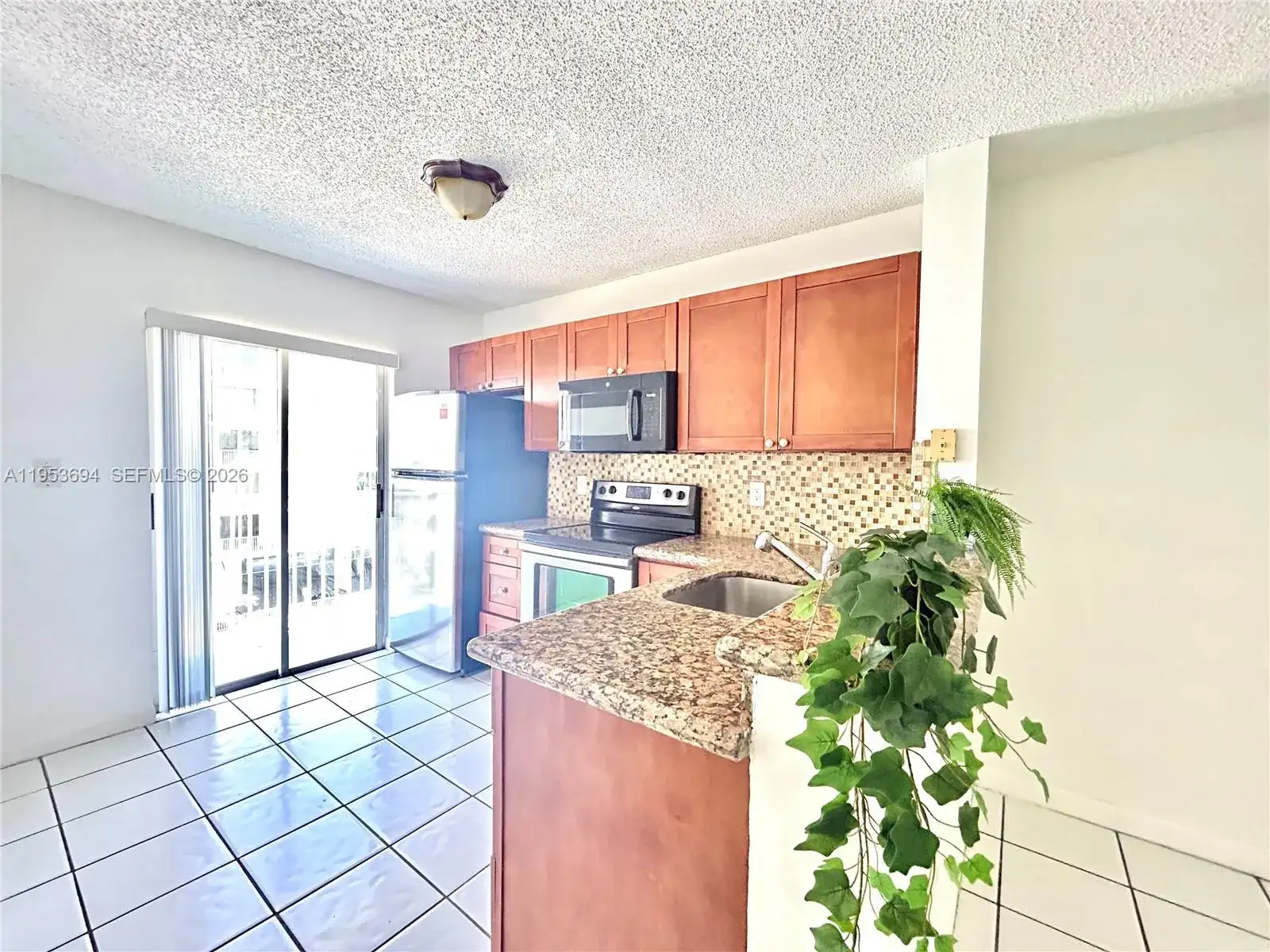 2575 SW 27th Ave # 509, Miami FL 33133 photo 3