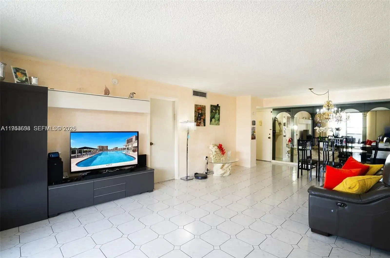 1833 S Ocean Dr # 1103, Hallandale Beach FL 33009 photo 2