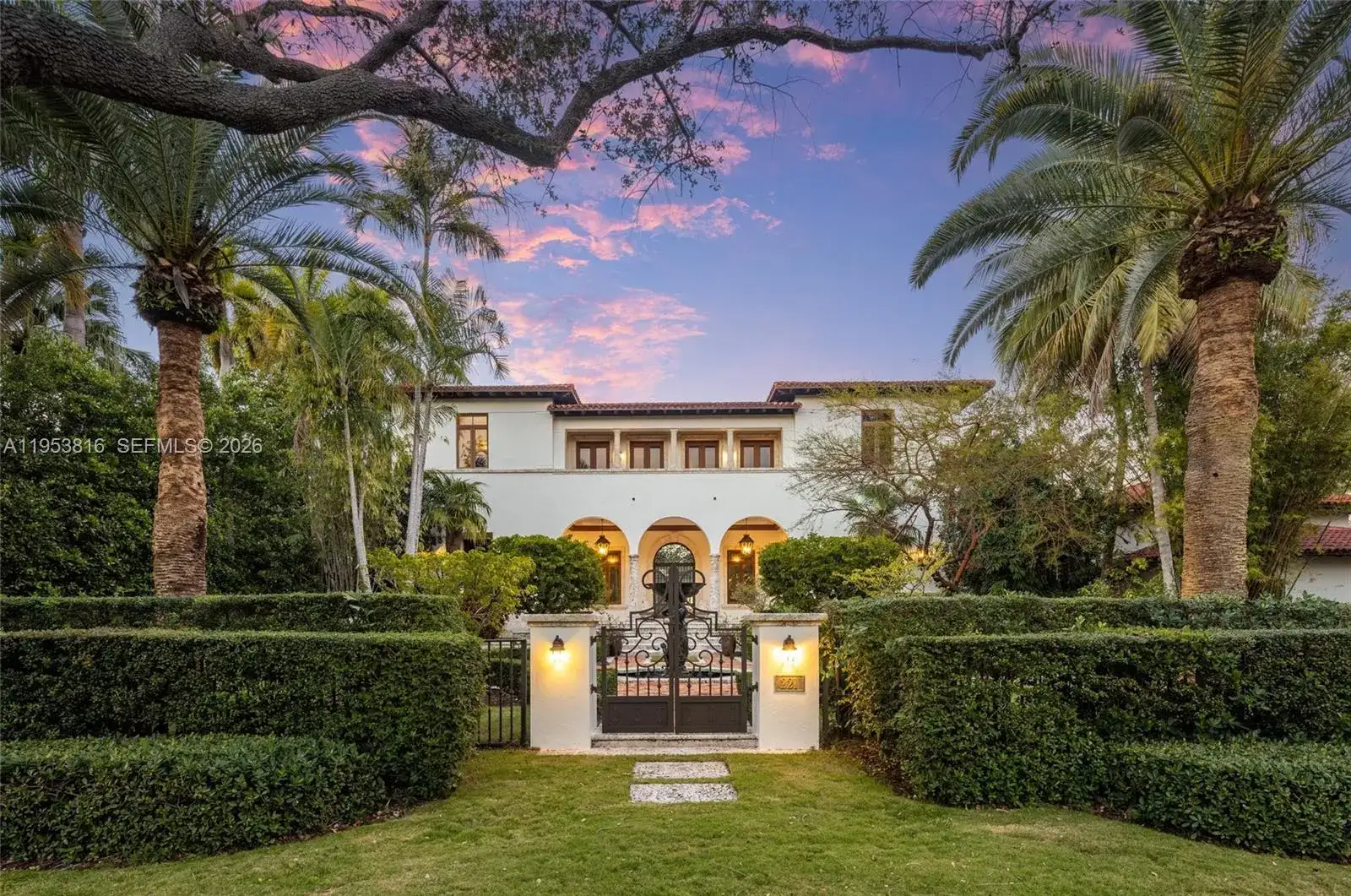 221 Casuarina Concourse, Coral Gables FL 33143 photo 2
