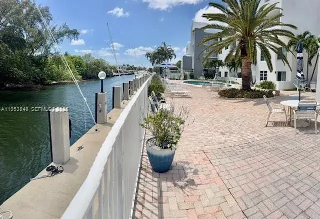 2850 NE 14th St Cswy # 110B, Pompano Beach FL 33062